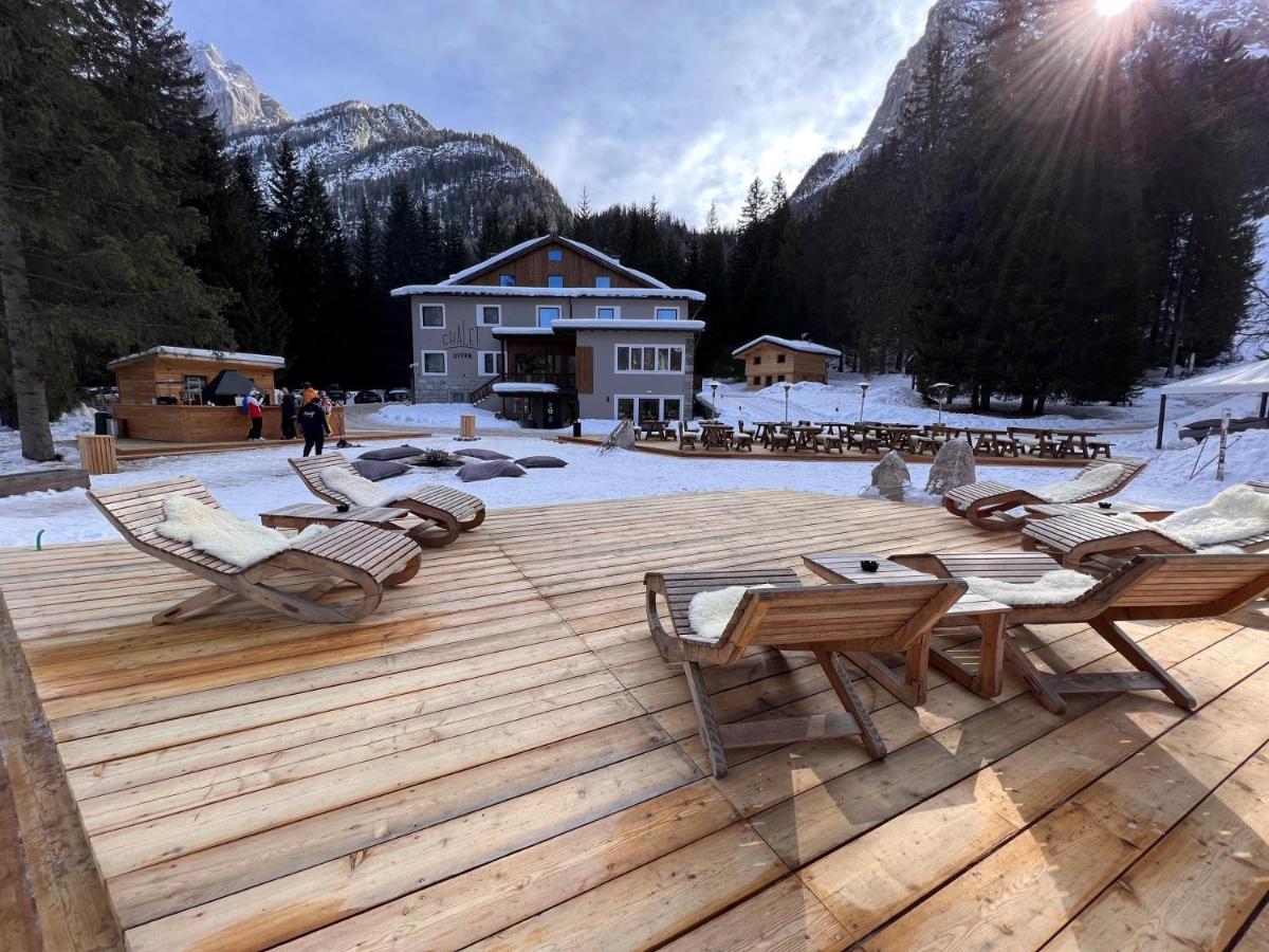 Chalet Queen Hotel Canazei Exterior photo